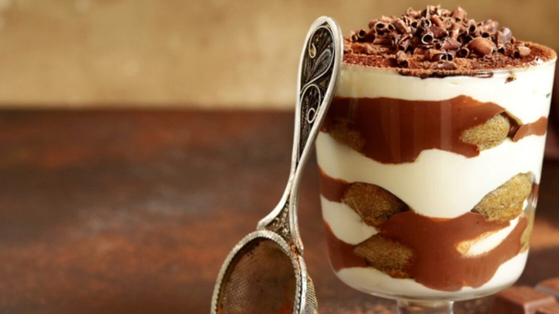 Discover how to prepare this classic Christmas dessert that combines flavor, tradition and a special touch to surprise your guests.